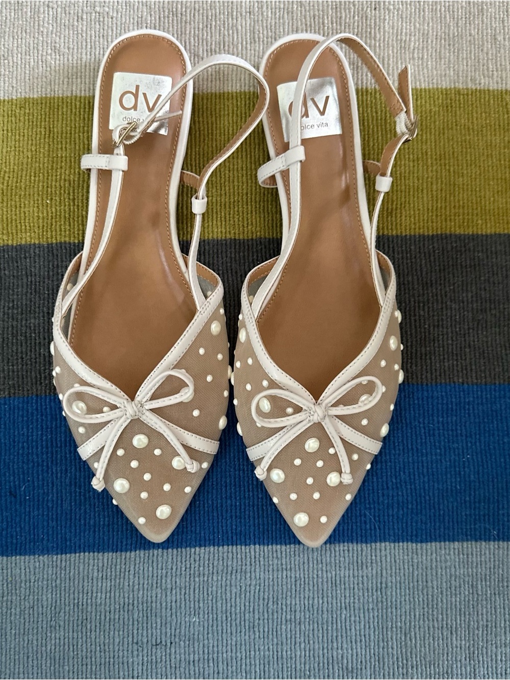 Dolce Vita carsen white pearl bow flats